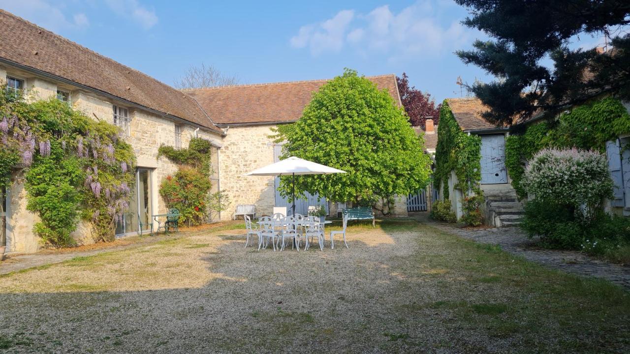 Belle Suite Dans Corps De Ferme - Logement Alicia Villiers-sous-Grez Exterior foto